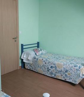 Vega de Valcarce Hostel | Albergue la escuela