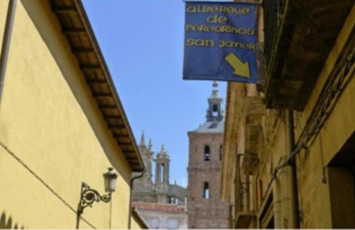 Astorga Hostel | Albergue San Javier - Solo para peregrinos