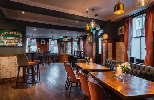 Esher Hotel | Albert Arms