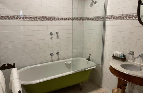 Daylesford House | Albert Hotel Daylesford
