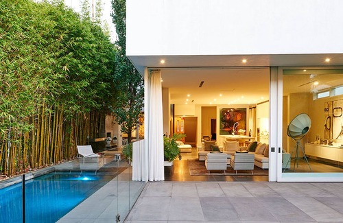 South Melbourne House | Albert Rd (Heated Pool)