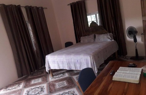 Port Antonio House | Albevel FairView Complex