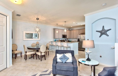Ole Condo | Albion Vacation Rental at Lely Resort. Charming 3-BR, 2.5-Bathroom Townhome with Coastal Décor. Acces to Pool and Gym. Close to Naples & Marco Island Beaches!