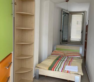 Tirana House | Albjona Guesthouse