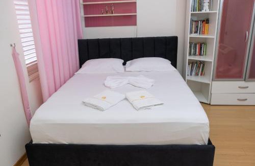 Tirana House | Albjona Guesthouse