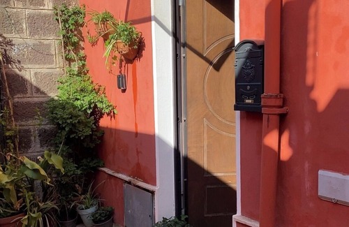 San Nicola Apartment | Albore Guest House - Casa Vacanza Indipendente, in Centro Sassari. Wi-fii