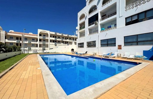 Calicos Apartment | Albufeira Classic With Pool by Homing