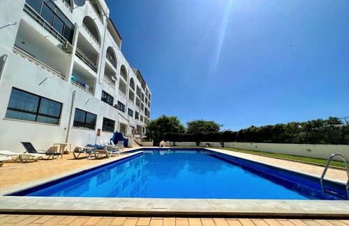 Calicos Apartment | Albufeira Classic With Pool by Homing