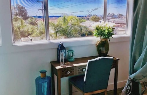 Lantern District Apartment | Alcazar Up · Beautiful ocean view luxury home