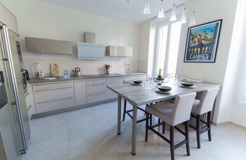 Cannes City Centre Apartment | Alceste - Two Bedroom Apartment, Sleeps 4