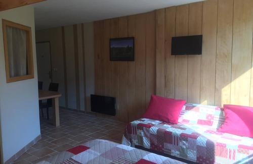 Polignac House | Alcove du Velay