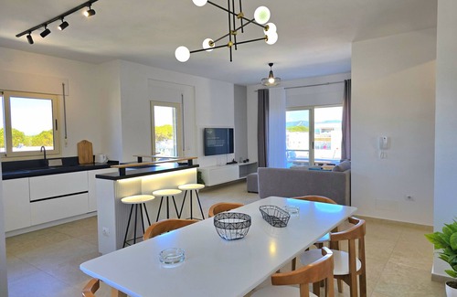 Ishem Apartment | ALD260 - Stefan