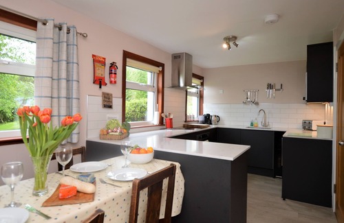 Kilmun Cottage | Alder Cottage, country location near Dunoon, loch views