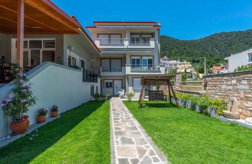 Chrisi Ammoudia Apartment | Alegria Studios