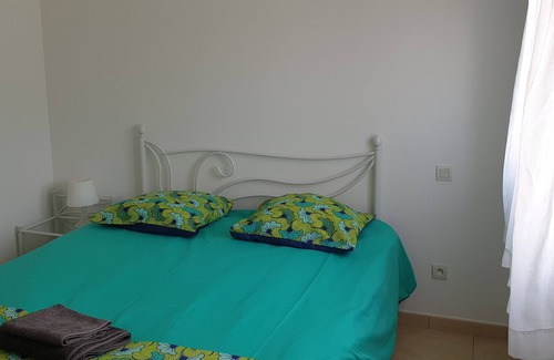 Aleria Apartment | Aleria, pleasant air-conditioned T3 with large terrace