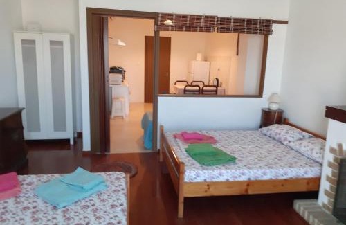 Lavrio Apartment | Alex Central City Accommodation