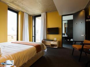 Perth Hotel | Alex Hotel
