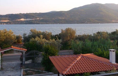 Komnina House | Alex's House. Combining harmony and luxury.