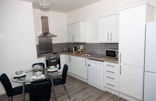Newcastle-upon-Tyne Apartment | Alexander Apartments Powdene House