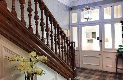Newington House | Alexander Guest House