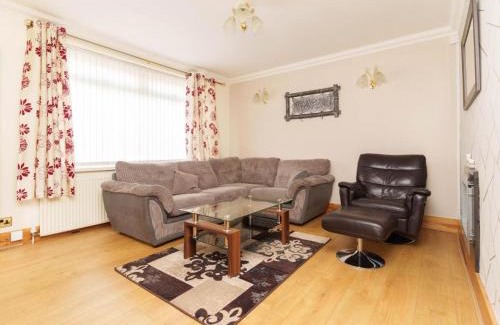 Harehills Apartment | Alexander House Apartments