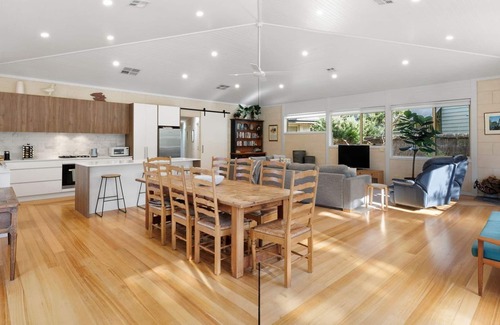 Point Lonsdale House | Alexander in Old Lonnie