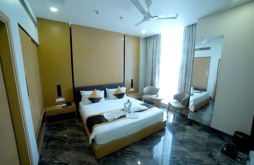 Anantapur Hotel | ALEXANDER LUXURY HOTEL