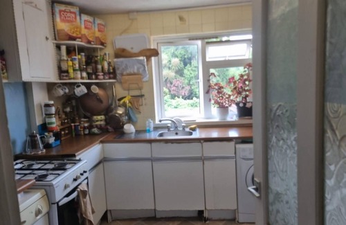 Haringey Apartment | Alexandra Palace 3 Bedrooms Apartment in London