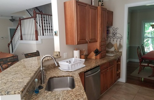 Jefferson Manor House | Alexandria close to DC Metro Train and all the attractions, 6 brm - 4 bath