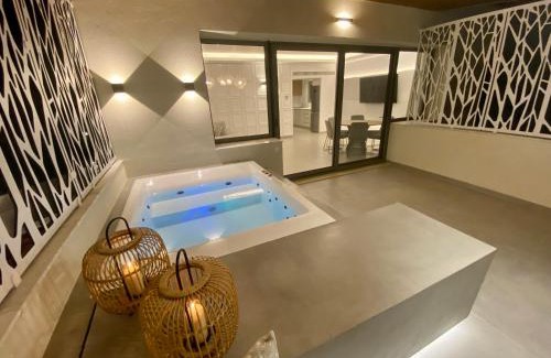 Kassandra Apartment | Alexandrina Suite