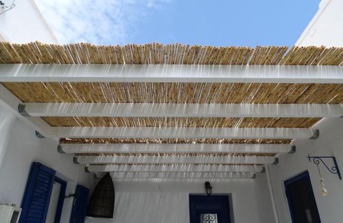 Apollonia House | Alexandros House