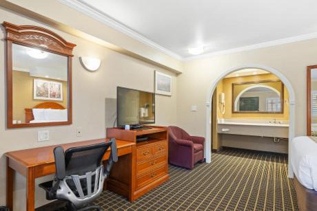 Tenderloin Hotel | Alexis Park San Francisco
