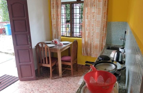 Candolim Hotel | Alexmarie Holiday Home (2)n