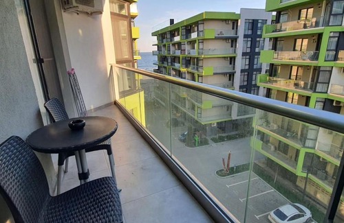 Mamaia-Sat Apartment | Alezzy Reasort Luxury Apartment 81 prima Linie la mare