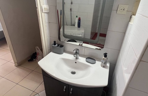 Sidi M'Hamed Apartment | Alger Centre : Appart Place du 1 er Mai / free WIFI/ 40 euros per night