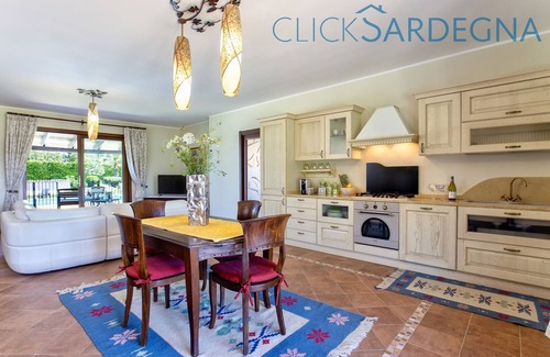 Alghero Villa | Alghero Independent villa for 10 people with private pool near the beach