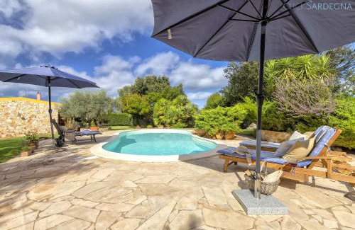 Alghero Villa | Alghero Villa Rujia with garden and pool