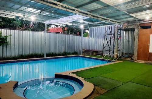 Bogor Barat House | Algira Guest House