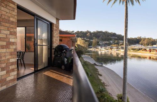 Tweed Heads Apartment | Ali's Waterfront Escape - Relaxing Getaway, Near Kirra Beach