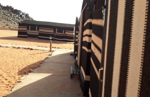 Wadi Rum RV Rental | Ali Wadi Rum Moon Camp