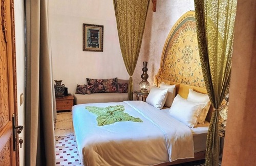 El Mokhifa House | AlibabaRiad