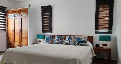 La Iglesia Apartment | Aligio - A Quiet Retreat in Paradise - 2 BR, 2 pools, WiFi, AC, Private Hot Tub