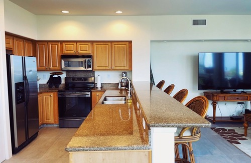 Kailua-Kona House | Alii Cove J-4 - Beautiful upgraded Townhome at the top of Alii Cove overlooking the ocean.