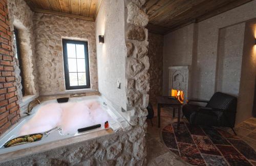 Uchisar Hotel | Alin Stone House