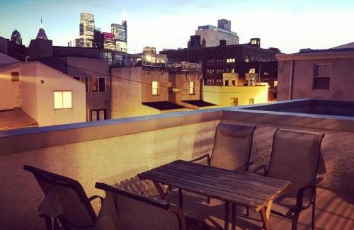 West Poplar House | Alina & Fanny - Philadelphia 1210 Mt Vernon St