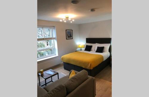 Bristol Apartment | Alison15 - Superior Clifton Studio Apartment