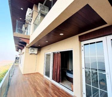 Panchgani Villa | Aliss Mahal