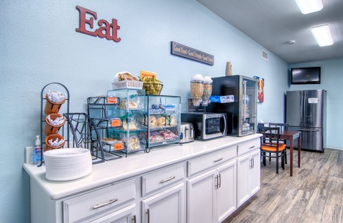 Port Aransas Hotel | Alister Square Inn