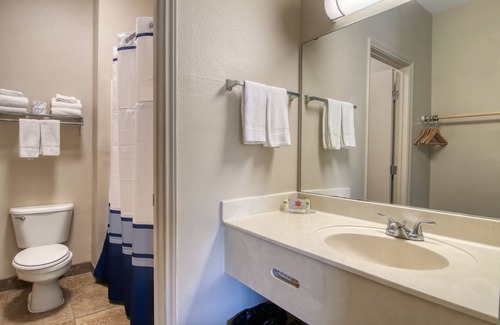 Port Aransas Hotel | Alister Square Inn