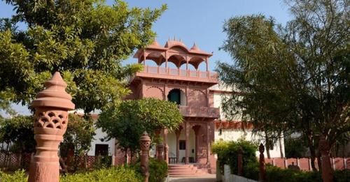 Baswa Hotel | Alivaa Heritage Lotwara Fort
